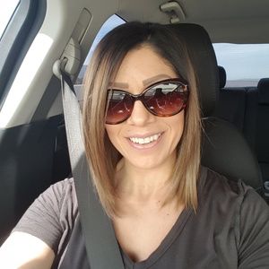 Meet your Posher, Ramona